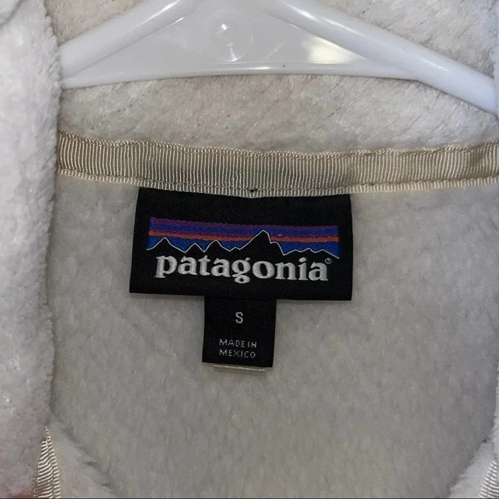 Patagonia Women's White Full Zip Retool Vest Size Small - Picture 3 of 4